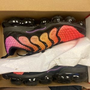 Nike vapormax plus. Size 11. New in box.